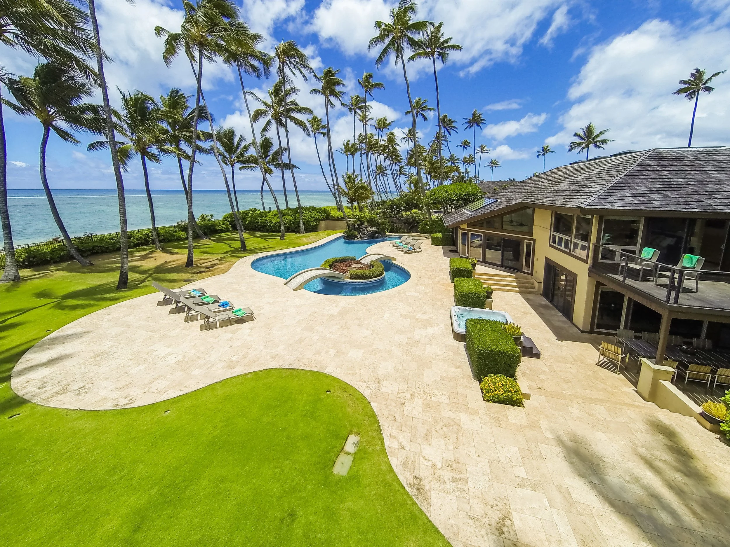 Kahala Mini Resort — Hawaii's Luxury Homes